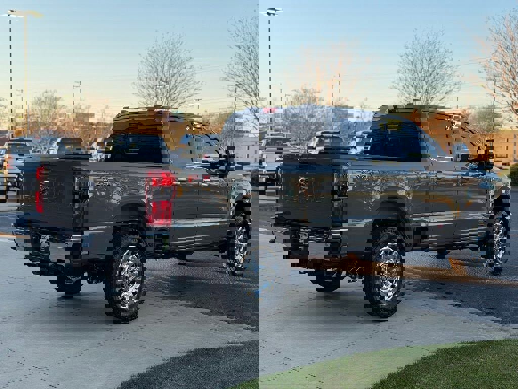 New 2026 Ford F250 Lariat w/ Lariat Ultimate Package image 31