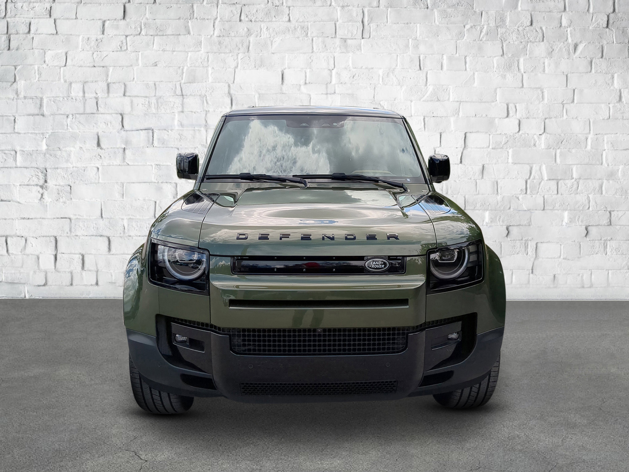 New 2026 Land Rover Defender 110 S image 2