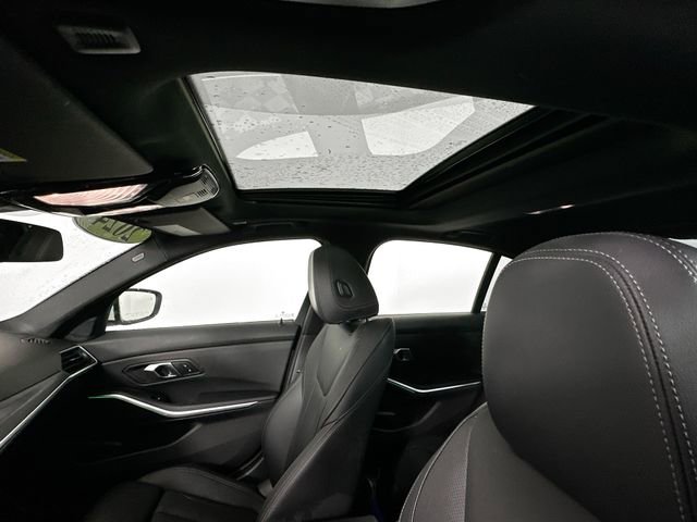 Used 2024 BMW 330i xDrive Sedan w/ Convenience Package image 19