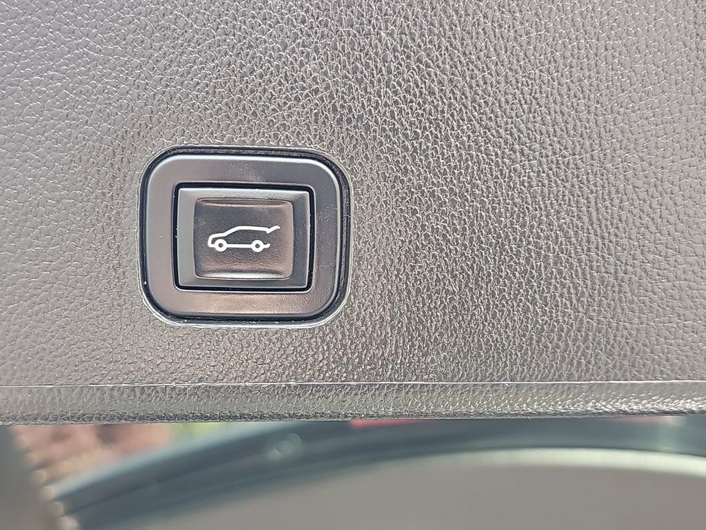 Used 2015 Cadillac SRX Premium w/ Driver Assist Package AWD/4WD image 16