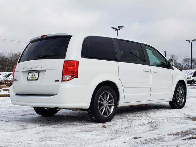 Used 2016 Dodge Grand Caravan SE image 6