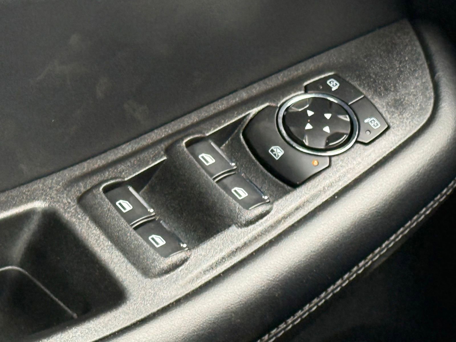 New 2024 Ford Edge SE AWD/4WD image 33