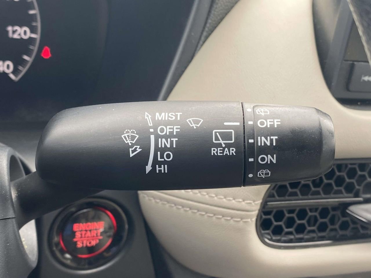 Used 2023 Honda HR-V LX image 20