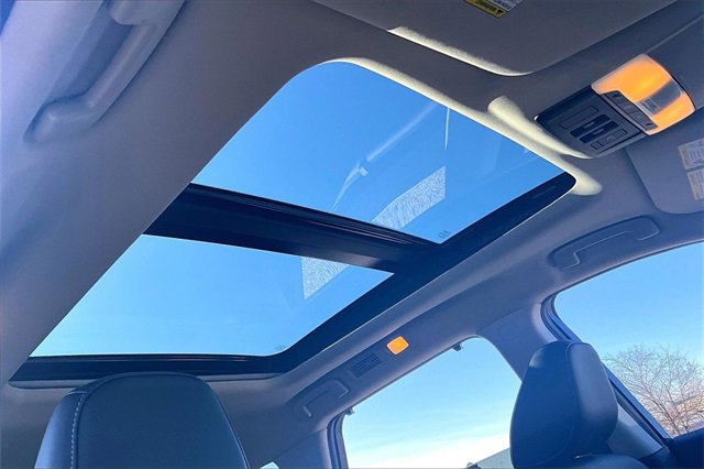 Certified 2025 Nissan Pathfinder Platinum w/ Cargo Package image 28