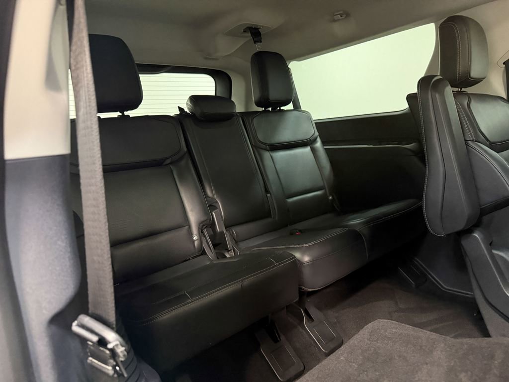 Used 2025 Ford Expedition Max Platinum image 67