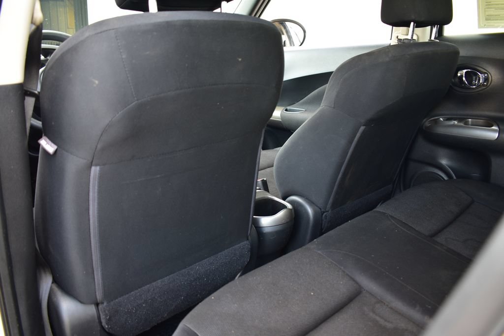 Used 2014 Nissan Juke S FWD image 20