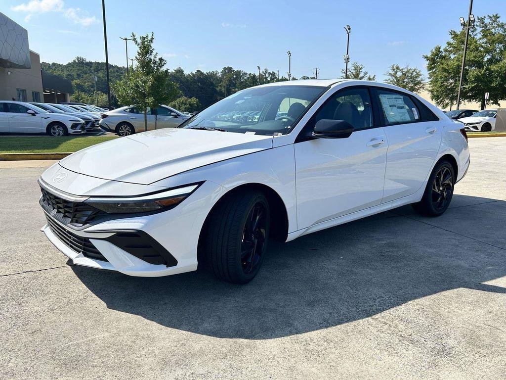 New 2026 Hyundai Elantra SEL Sport FWD image 32
