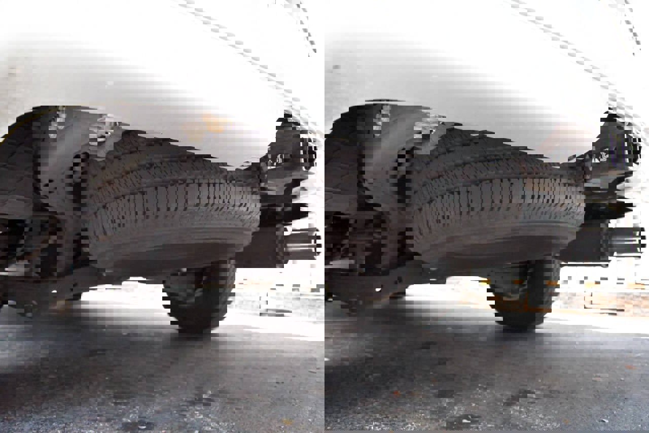 Used 2014 Lincoln Navigator Base 4x2 4dr SUV image 10