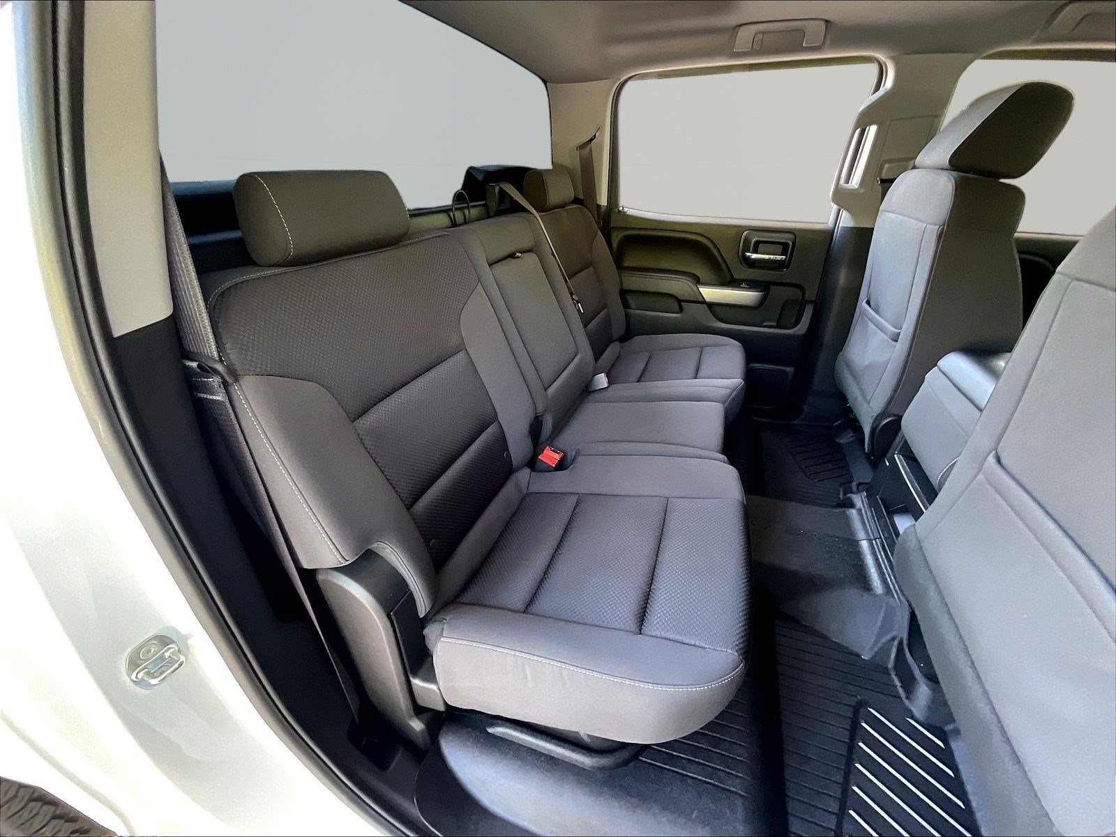 Used 2017 Chevrolet Silverado 1500 LT w/ All Star Edition AWD/4WD image 26