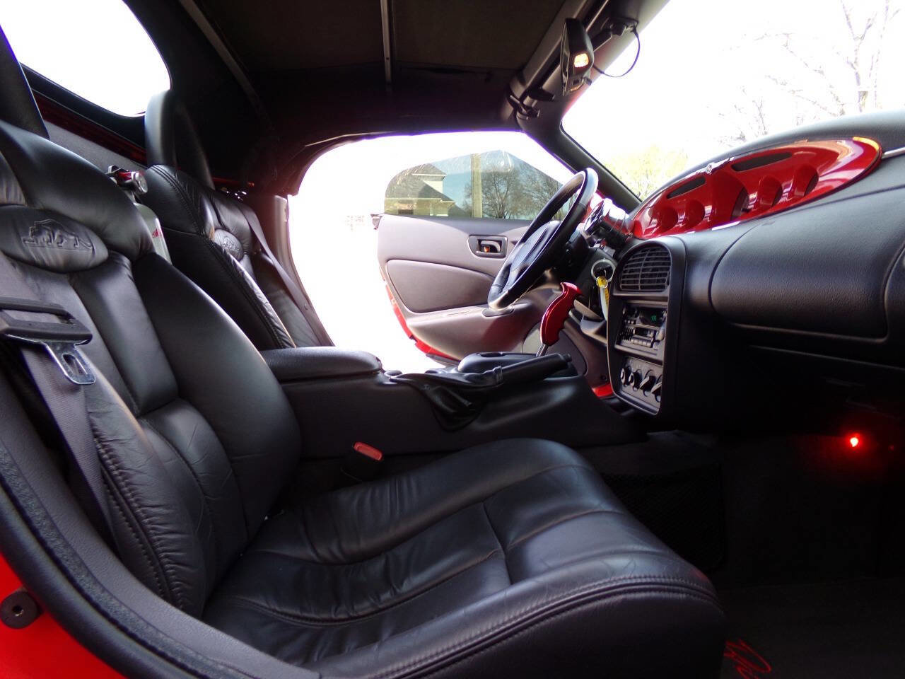 Used 1999 Plymouth Prowler image 22