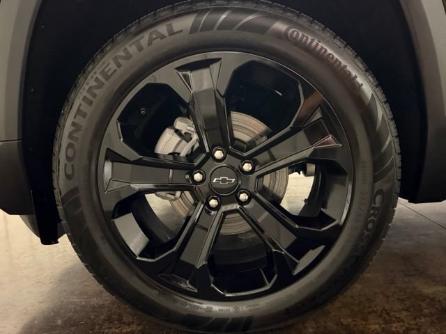 Used 2025 Chevrolet Equinox LT w/ Midnight Edition FWD image 10