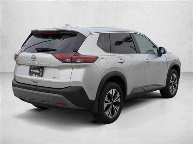 Used 2023 Nissan Rogue SV image 5