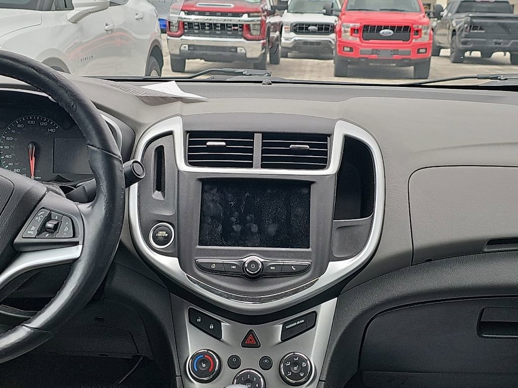 Used 2019 Chevrolet Sonic LT w/ Convenience Package FWD image 9