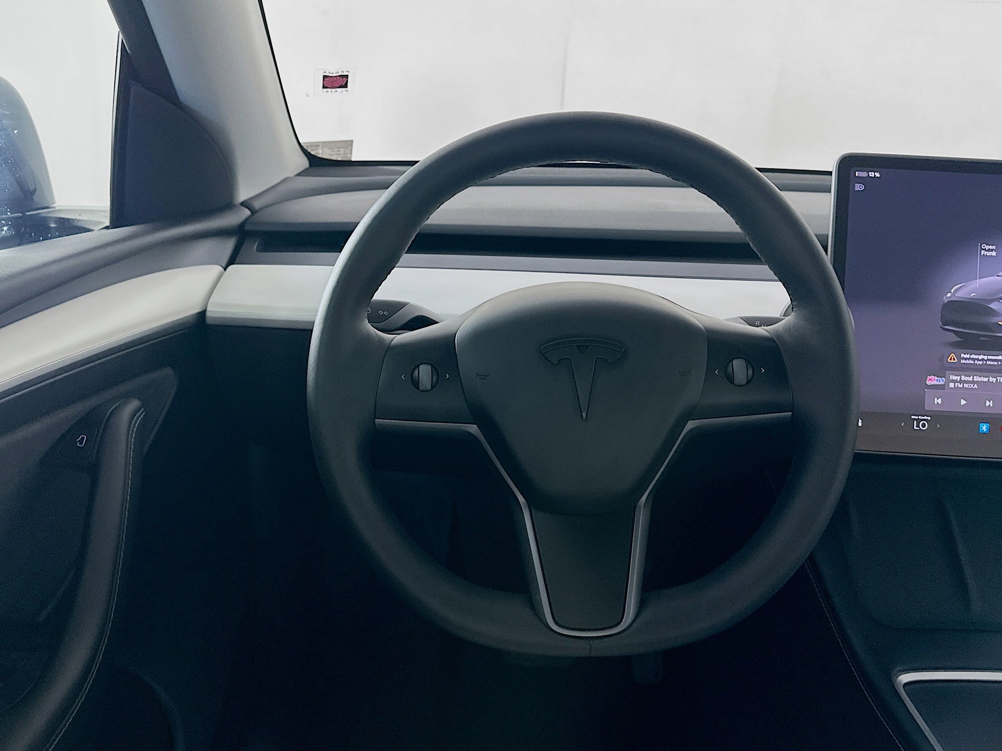 Used 2024 Tesla Model Y Long Range image 16