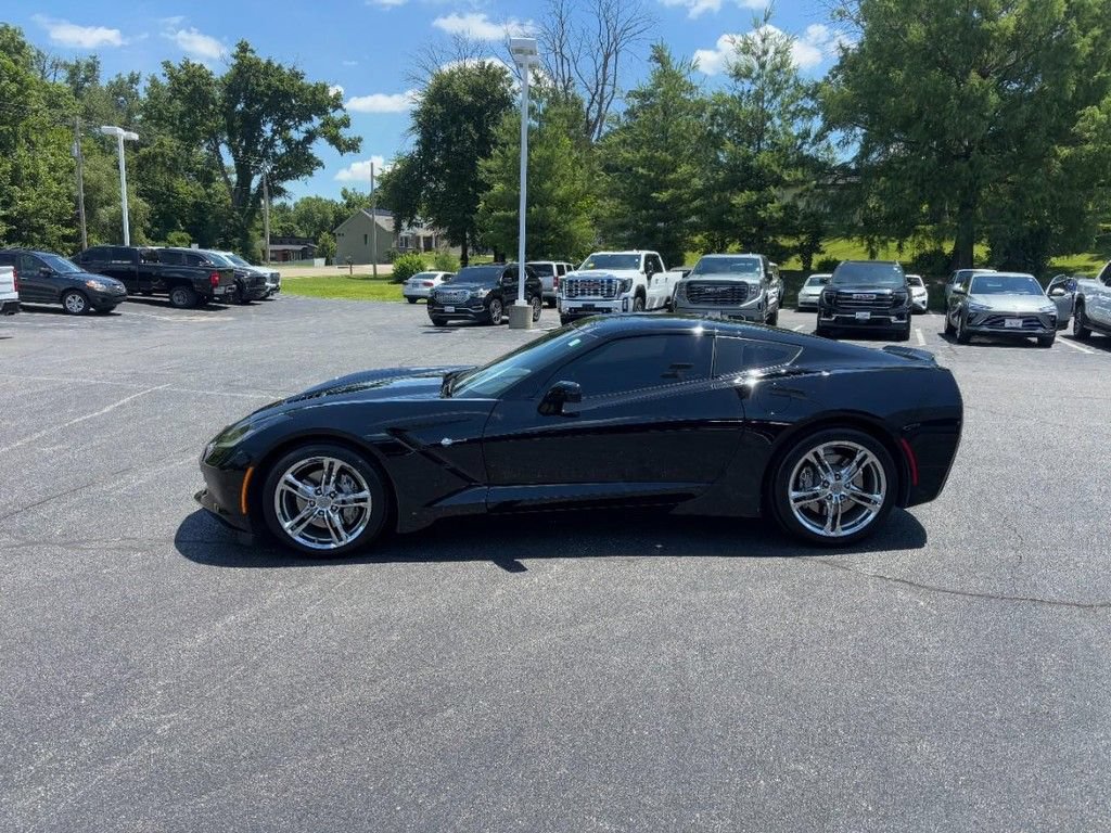 Used 2017 Chevrolet Corvette Stingray Coupe w/ 3LT Preferred Equipment Group RWD image 6