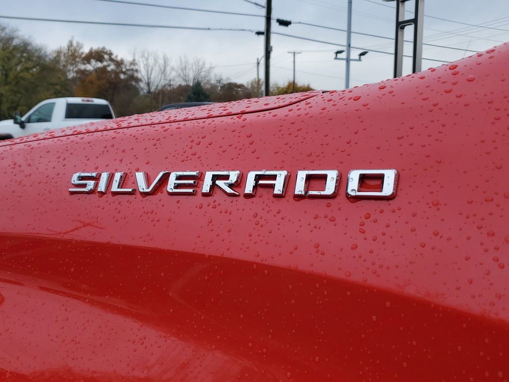 Used 2020 Chevrolet Silverado 1500 Custom w/ Custom Value Package image 6