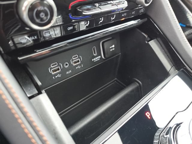 Used 2025 Jeep Grand Cherokee L Summit AWD/4WD image 35