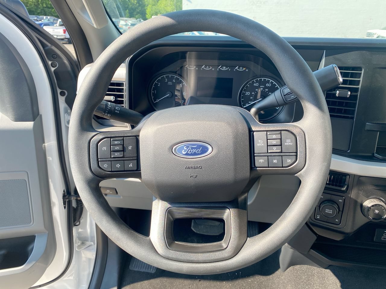 New 2026 Ford F350 XL w/ STX Appearance Package AWD/4WD image 16