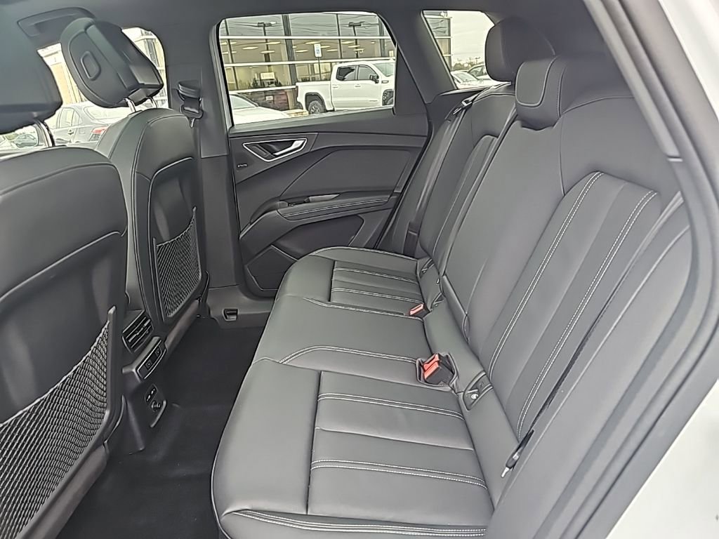 Certified 2024 Audi Q4 e-tron Prestige image 11