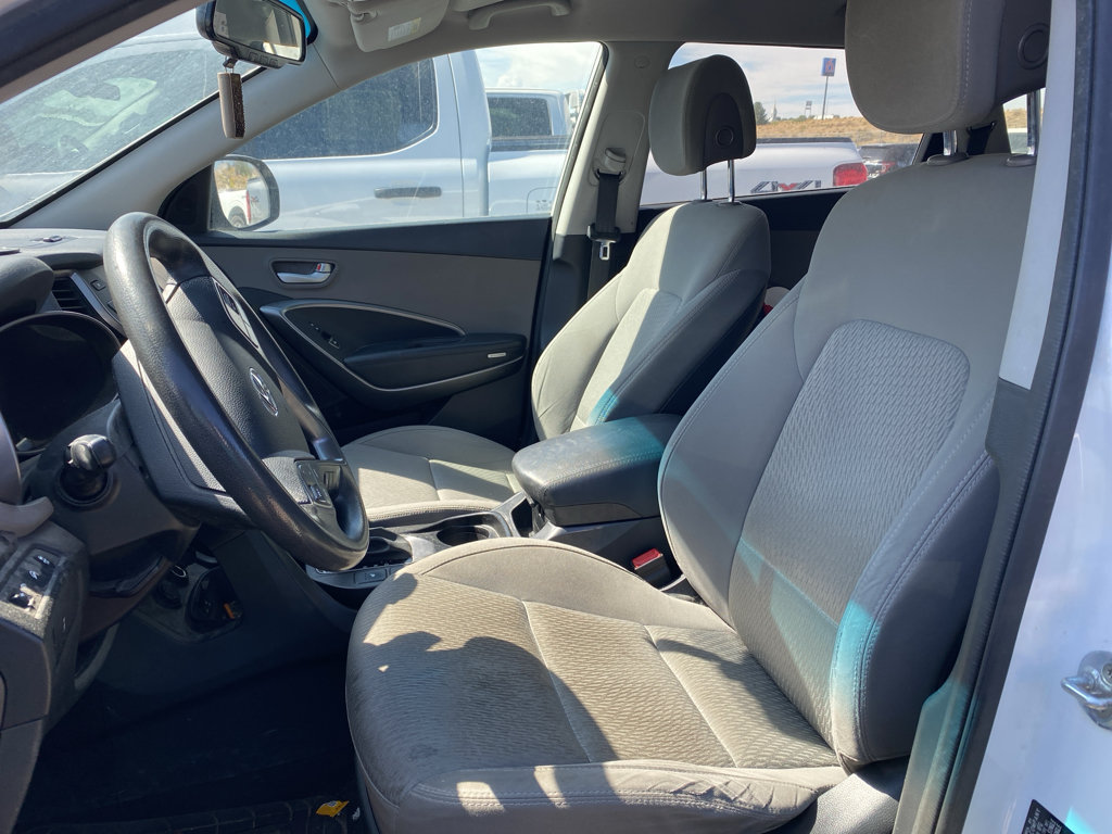 Used 2016 Hyundai Santa Fe SE AWD/4WD image 7