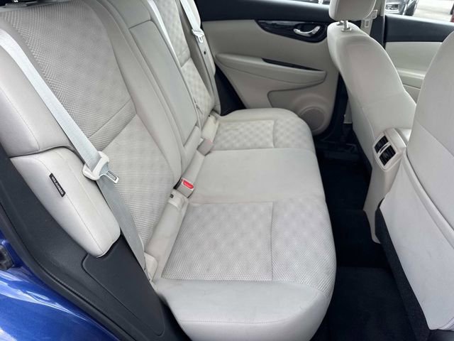 Used 2022 Nissan Rogue Sport SV FWD image 21