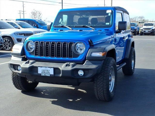 Used 2025 Jeep Wrangler Sport image 2