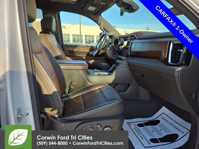 Used 2024 GMC Sierra 3500 Denali w/ Denali Reserve Package image 40