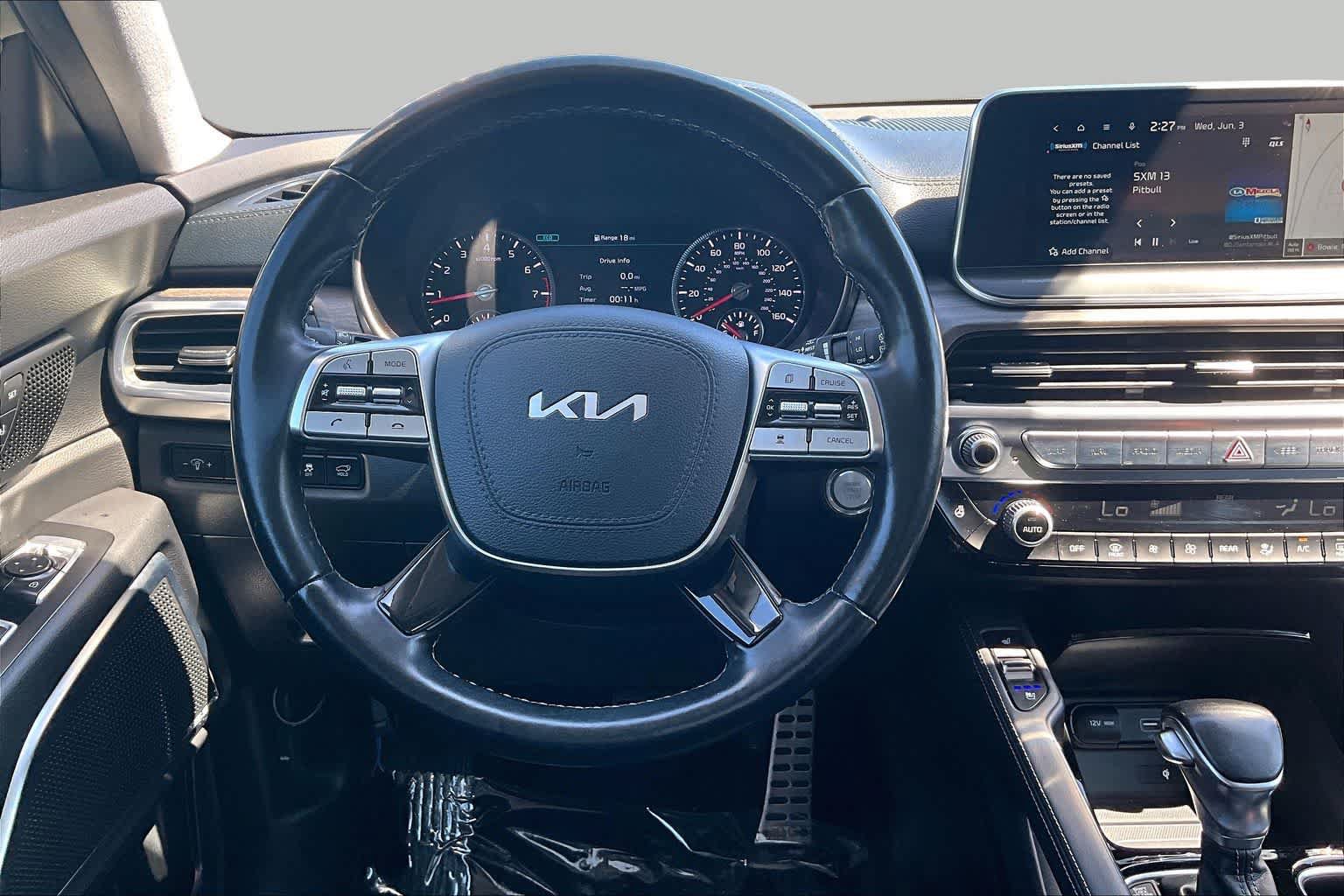 Used 2022 Kia Telluride SX w/ SX Prestige Package AWD/4WD image 6