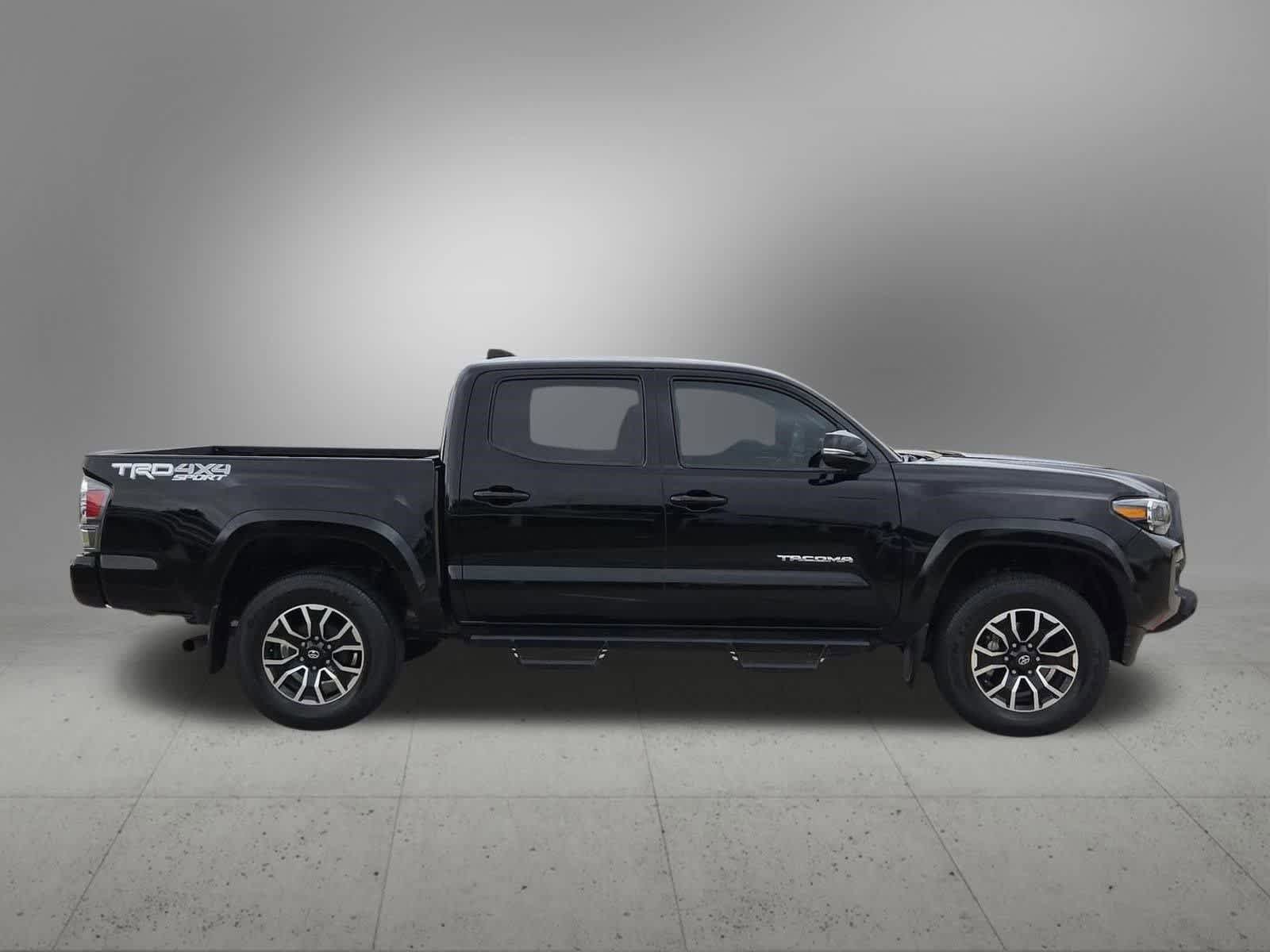 Used 2023 Toyota Tacoma TRD Sport w/ Technology Package AWD/4WD image 7
