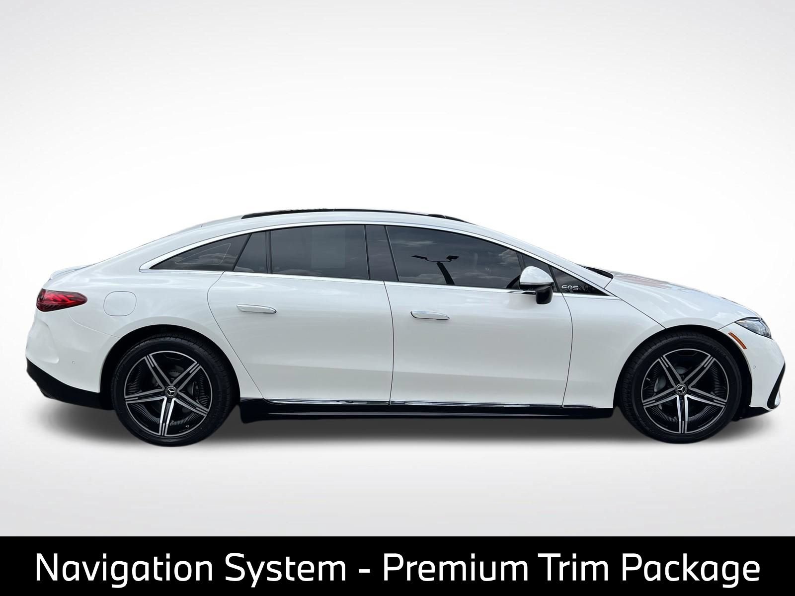 Used 2022 Mercedes-Benz EQS 580 4MATIC Sedan image 13