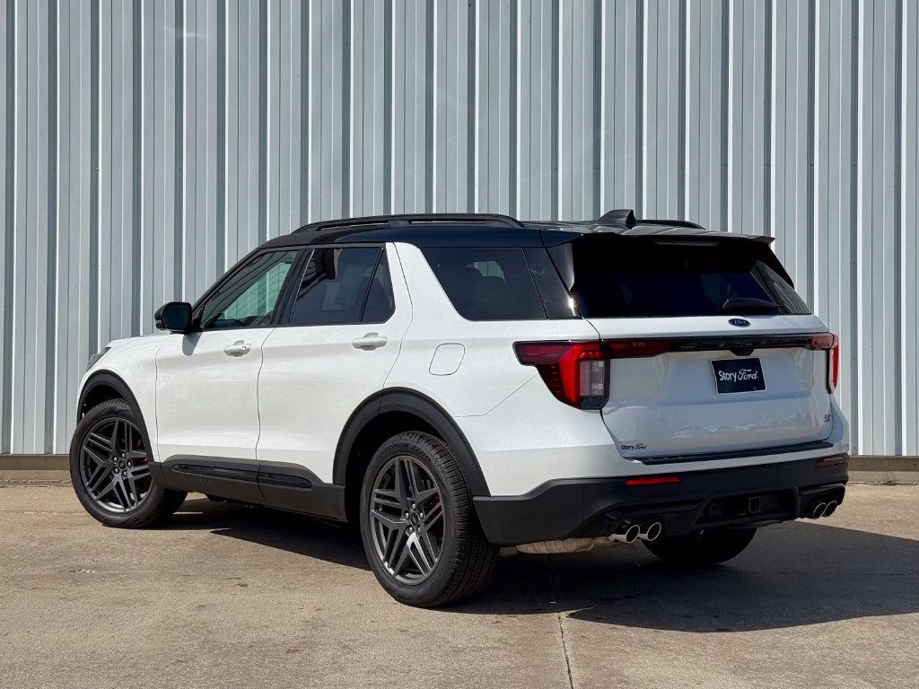 New 2026 Ford Explorer ST w/ Sun And Sound Package AWD/4WD image 4