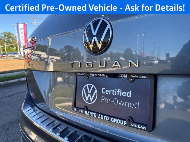 Certified 2023 Volkswagen Tiguan SE w/ Panoramic Sunroof Package AWD/4WD image 10