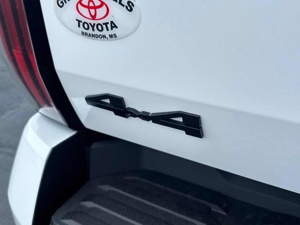 New 2026 Toyota Tundra Limited AWD/4WD image 35