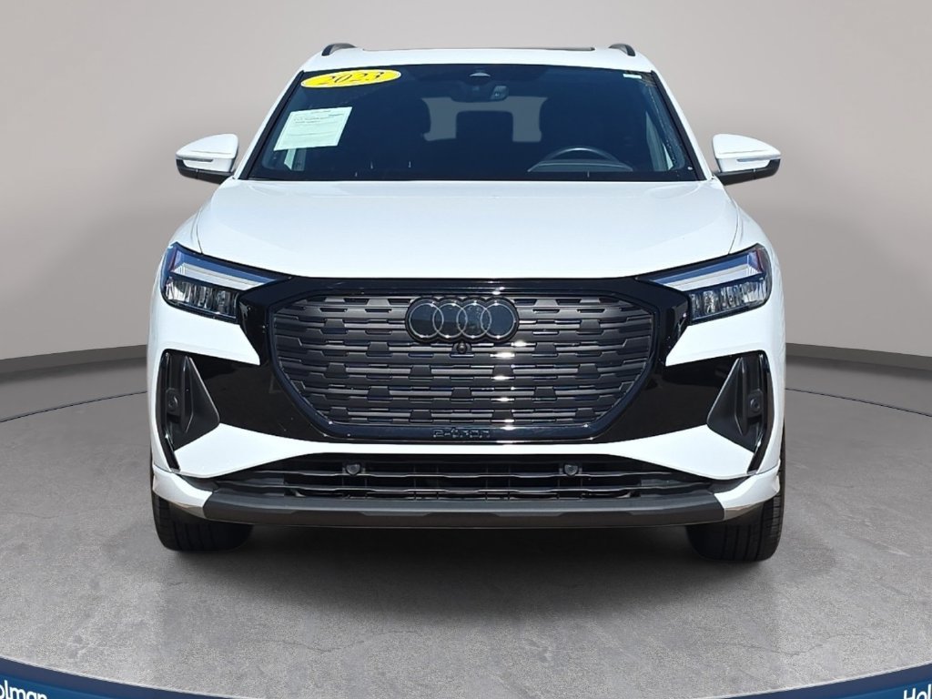 Used 2023 Audi Q4 e-tron Premium Plus w/ Premium Plus AWD/4WD image 3
