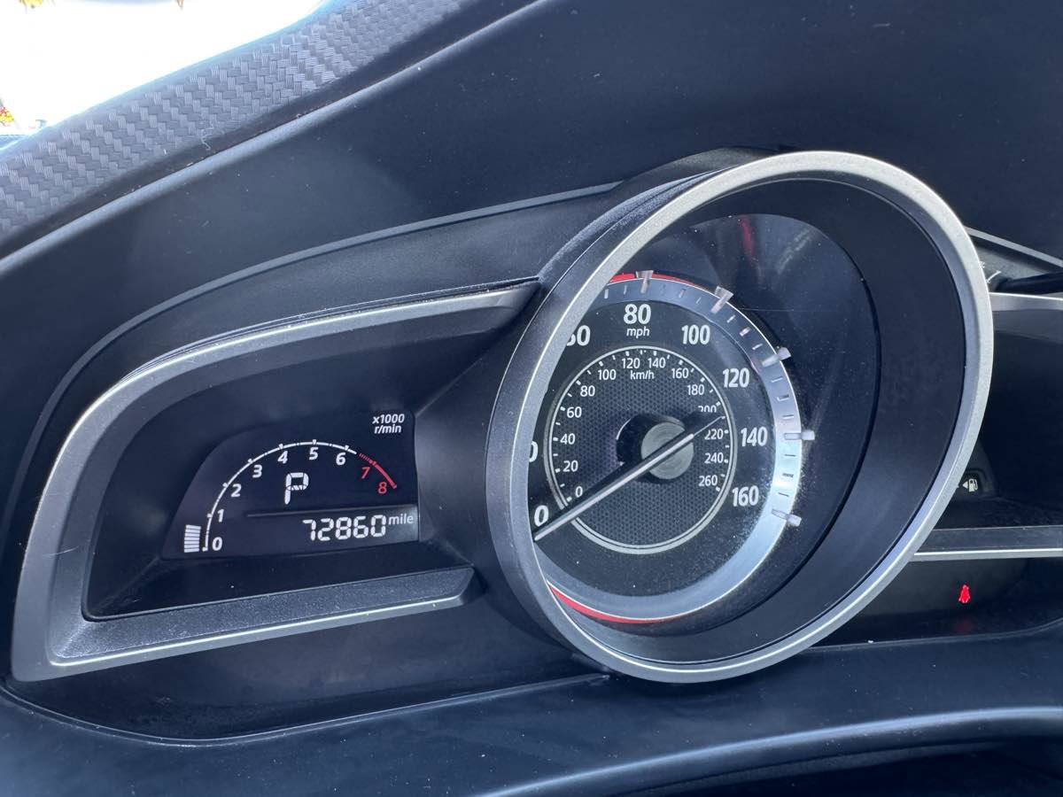 Used 2016 MAZDA MAZDA3 i Touring w/ Popular Equipment Package image 28