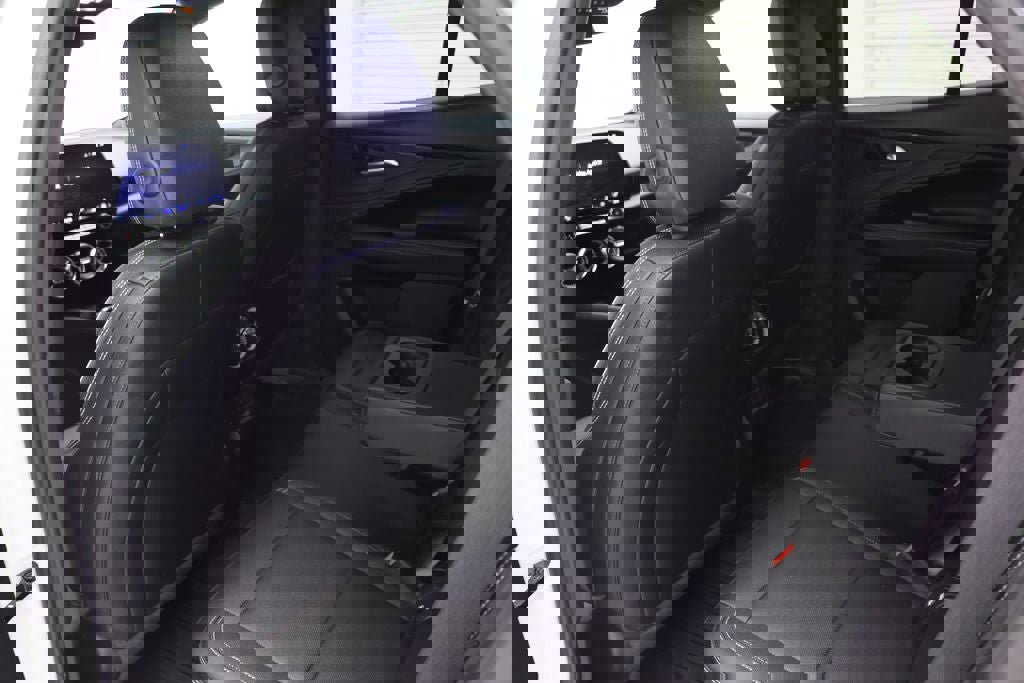 Used 2025 Chevrolet Blazer EV LT image 10