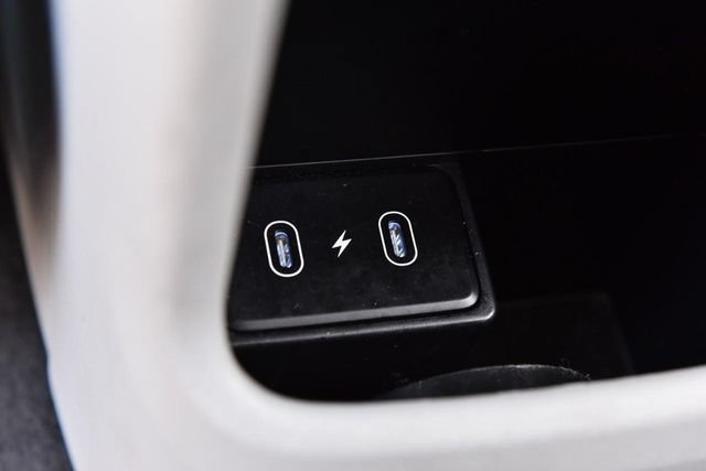Used 2024 Hyundai Kona SEL FWD image 24