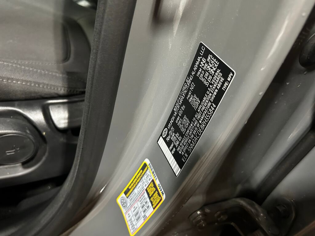 Used 2024 Hyundai Tucson SE image 32