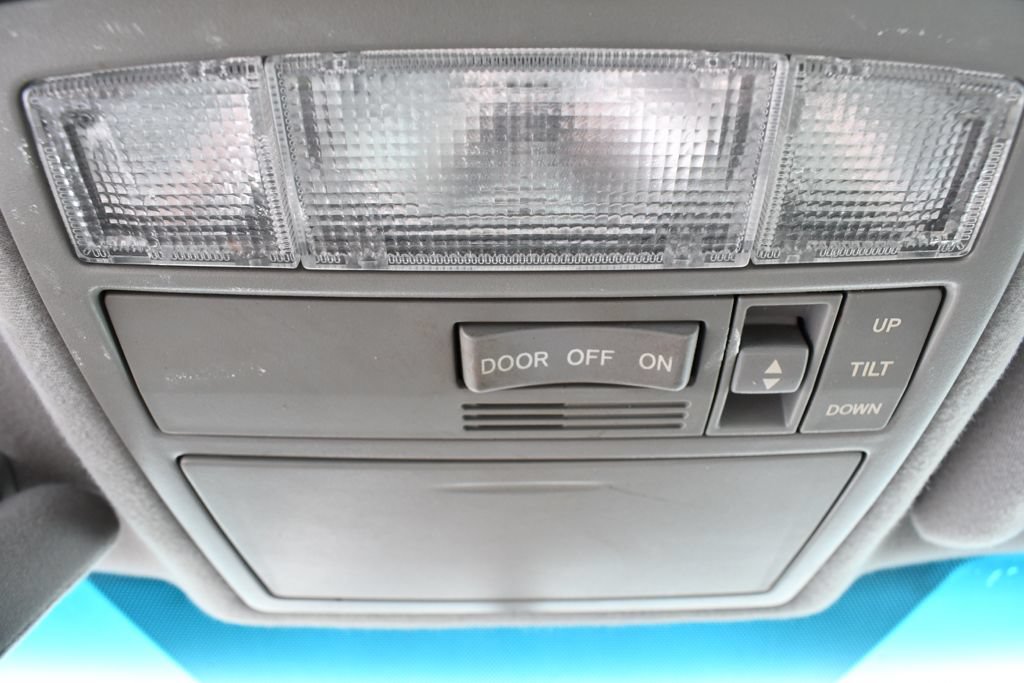 Used 2007 Toyota Camry SE FWD image 32