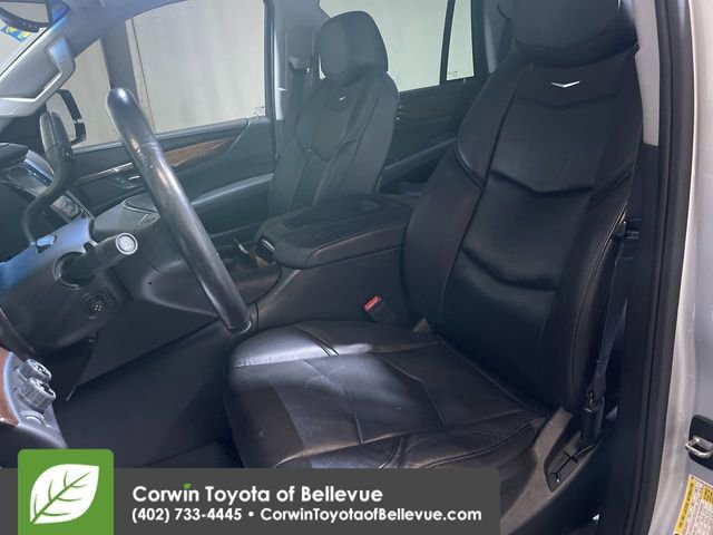Used 2016 Cadillac Escalade Luxury image 15