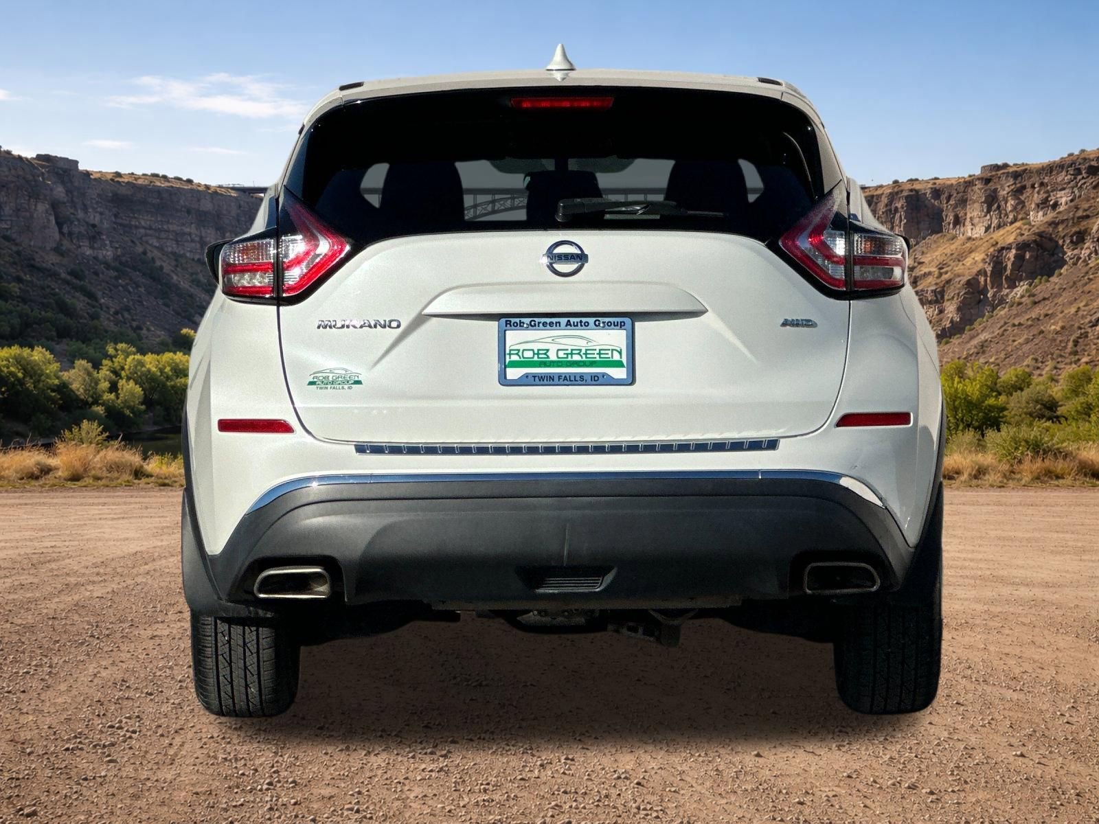 Used 2017 Nissan Murano S image 4
