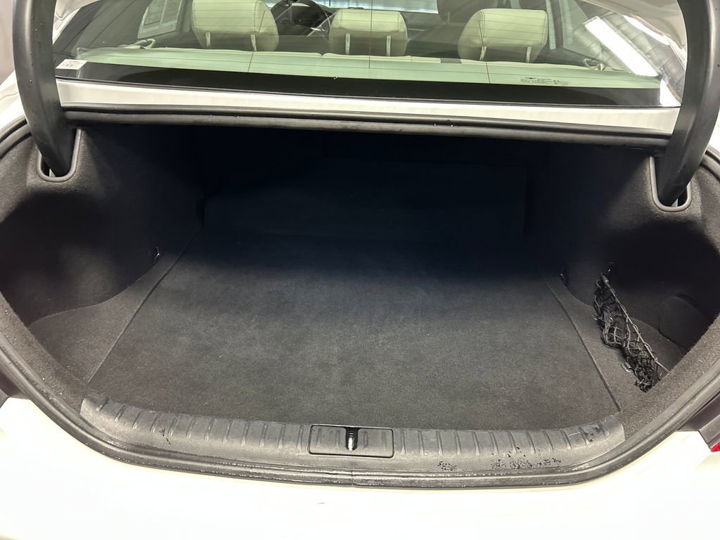 Used 2022 Genesis G70 2.0T image 22