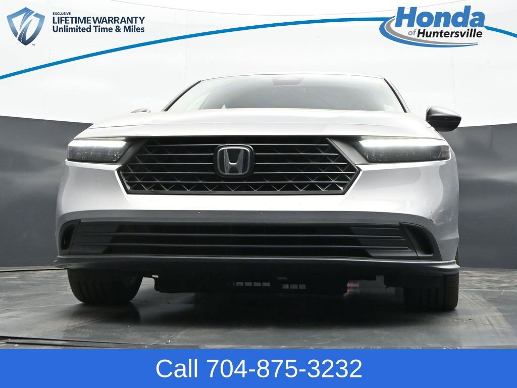 Used 2024 Honda Accord Sport image 24