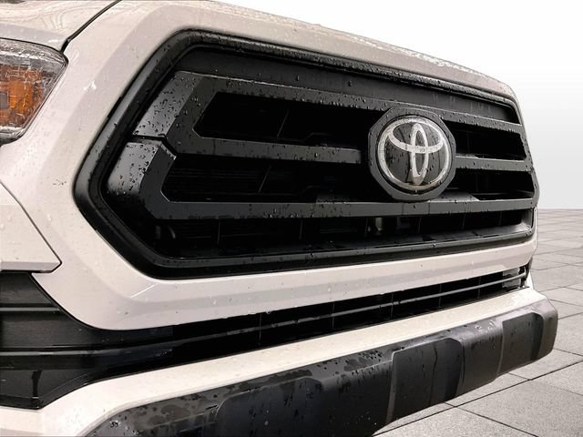 Used 2023 Toyota Tacoma SR AWD/4WD image 29