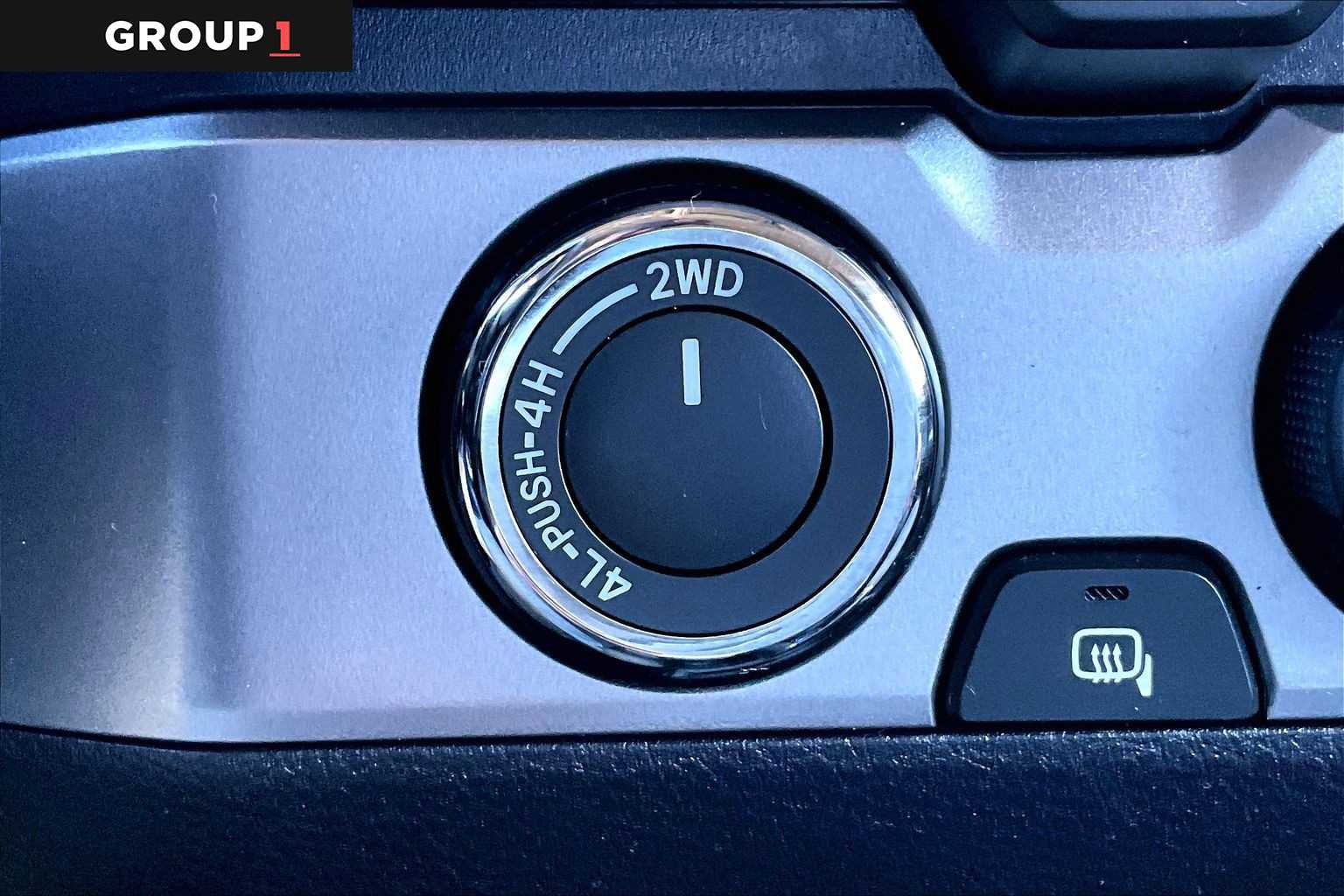 Used 2019 Toyota Tacoma SR5 AWD/4WD image 36