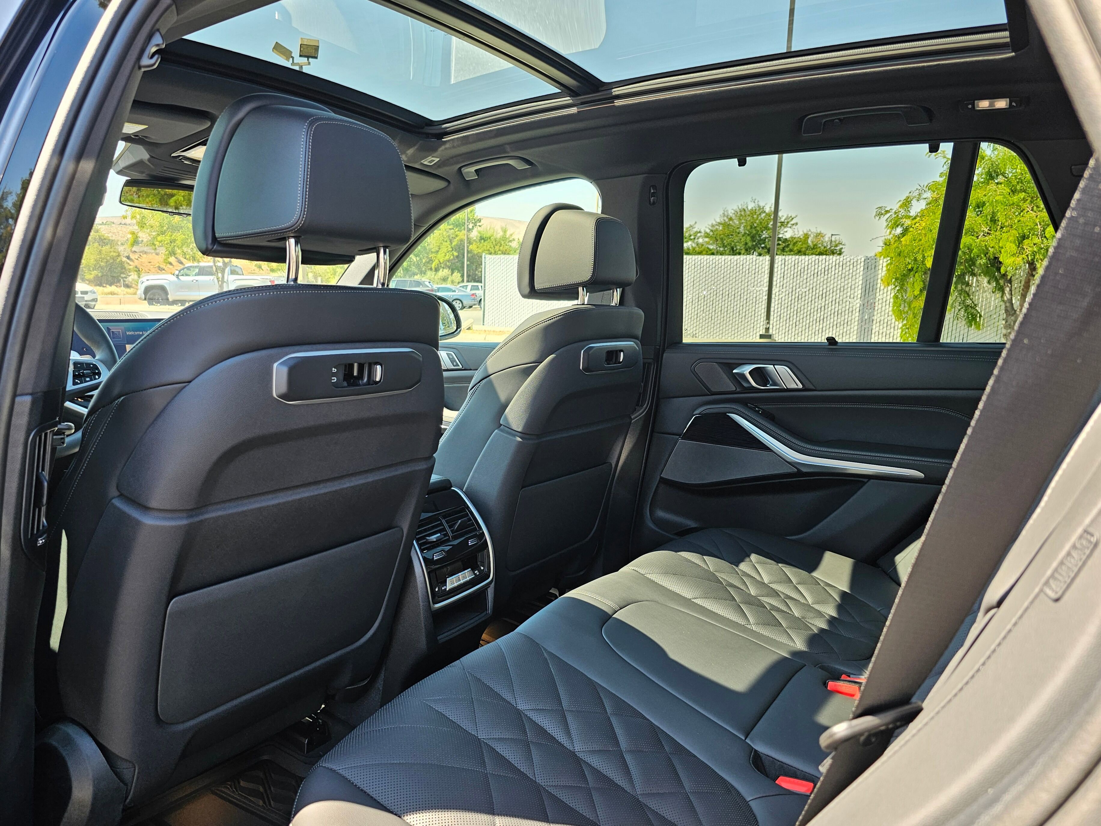 New 2026 BMW X5 xDrive50e w/ M Sport Package image 12
