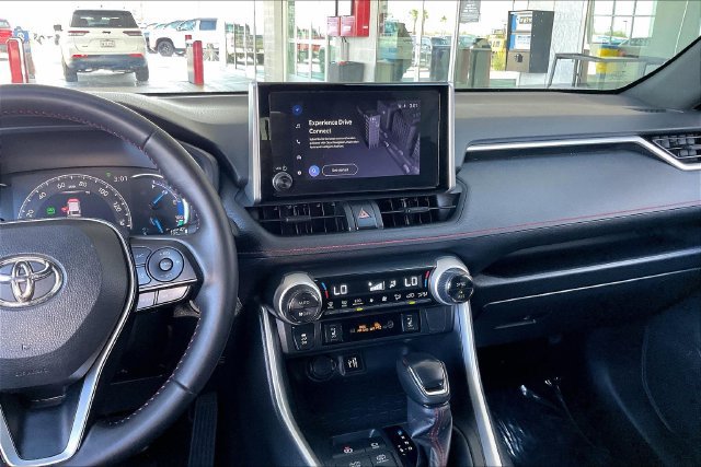 Used 2024 Toyota RAV4 SE w/ Weather & Moonroof Package AWD/4WD image 5