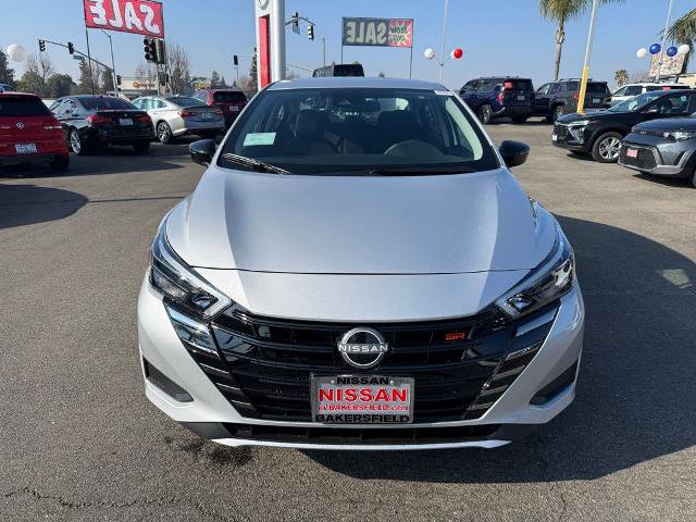 New 2025 Nissan Versa SR w/ Trunk Package FWD image 2