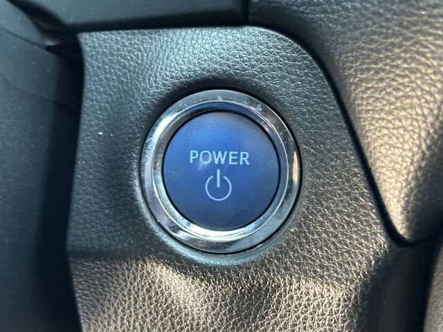 Used 2022 Toyota RAV4 XLE Premium AWD/4WD image 24