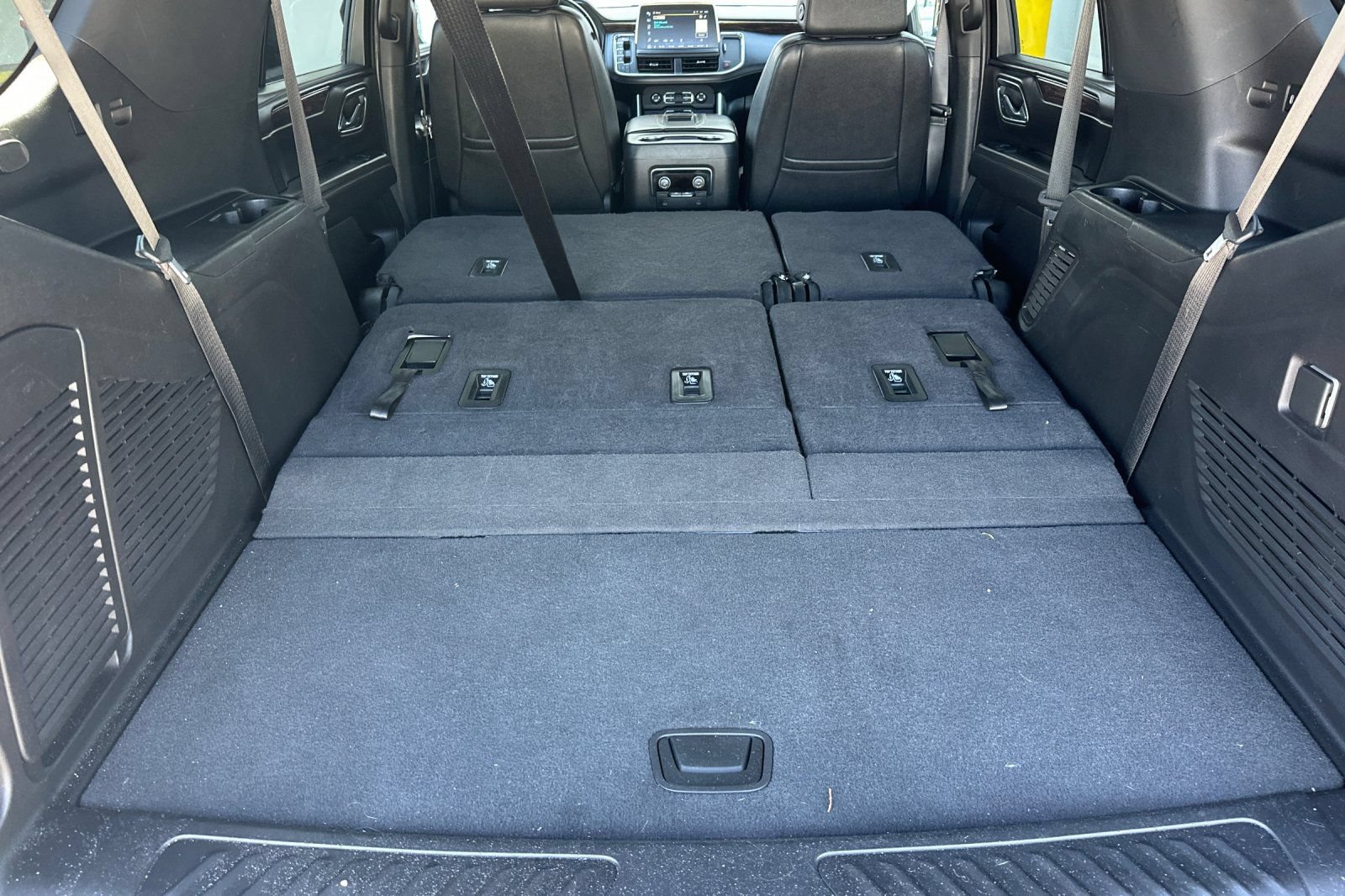 Used 2024 Chevrolet Tahoe LT AWD/4WD image 16